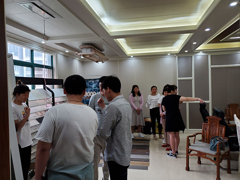 海創(chuàng)集成墻面.jpg