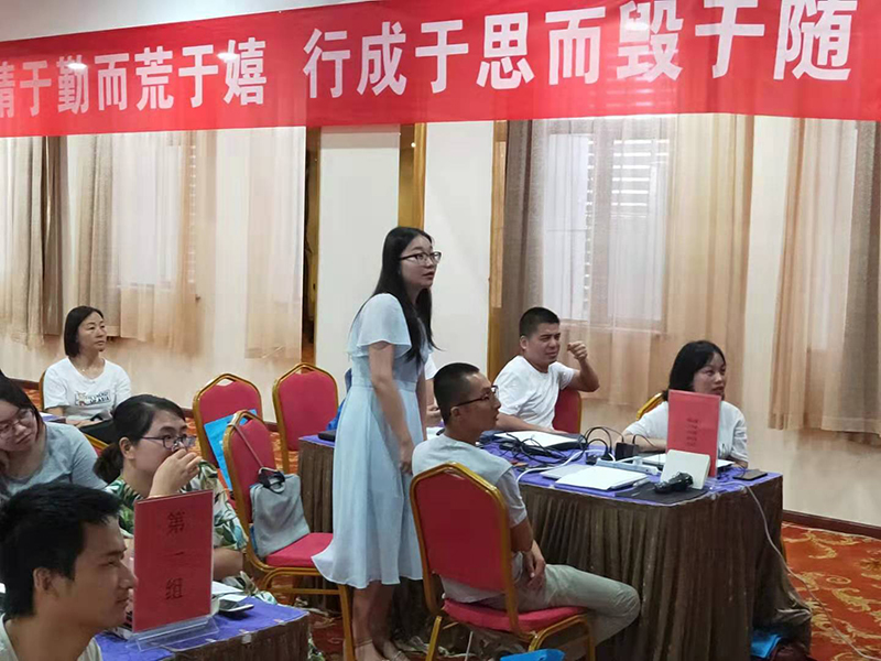 海創(chuàng)集成墻面.jpg